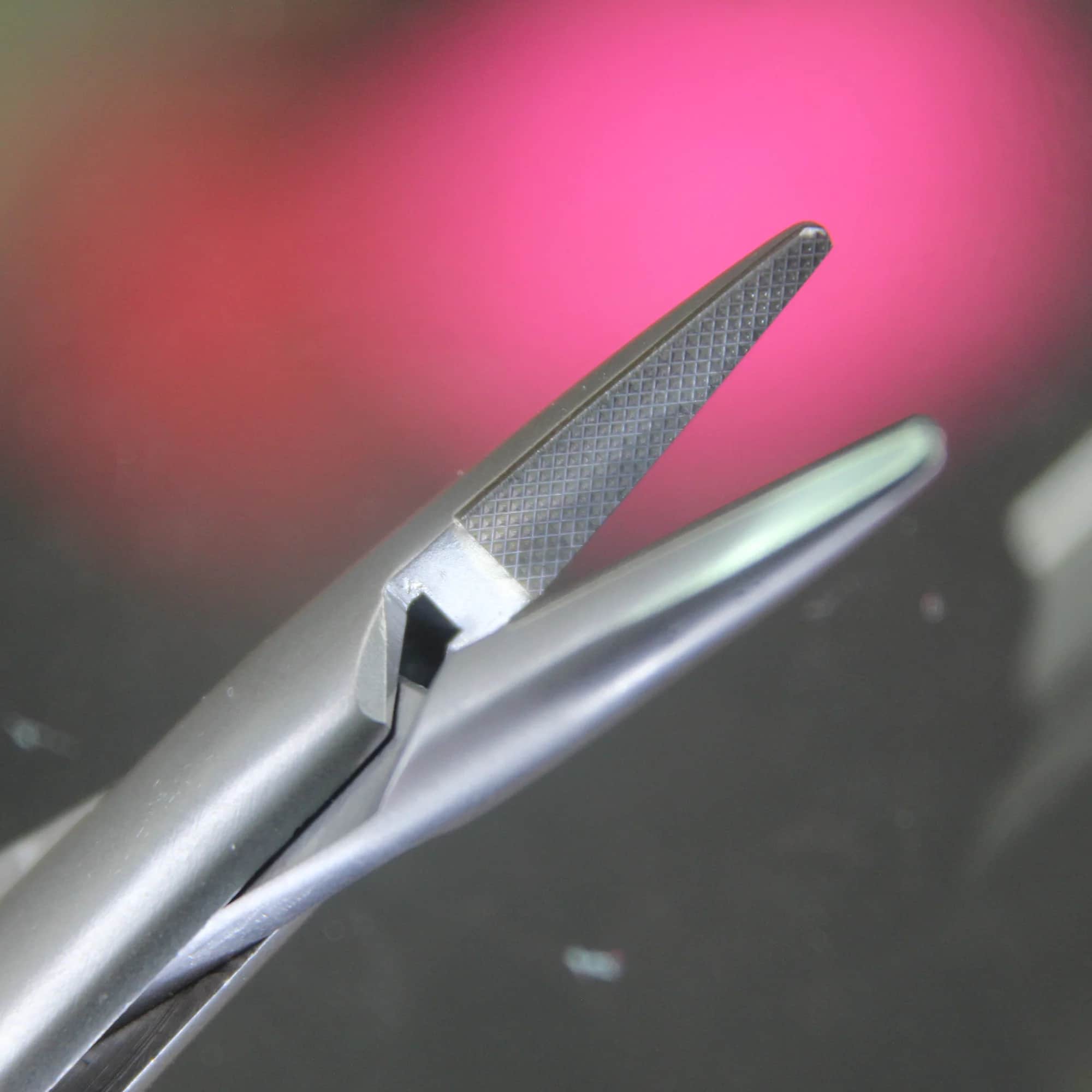 Durch unseren eigenen Reparaturservice garantieren wir eine schnelle Bearbeitung Ihrer Reparaturaufträge